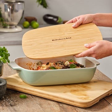 Stoneware Dish with Bamboo Lid 32cm, Pistachio