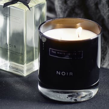 Noir candle