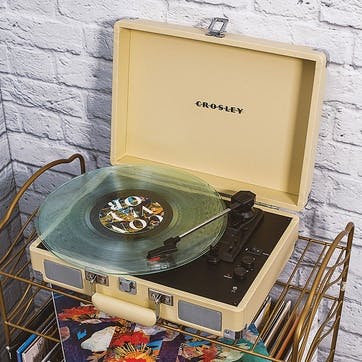 Cruiser Deluxe Plus Portable Turntable, Fawn