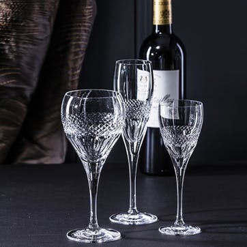 Diamonds Large Crystal Wine Glasses, Set of 2
