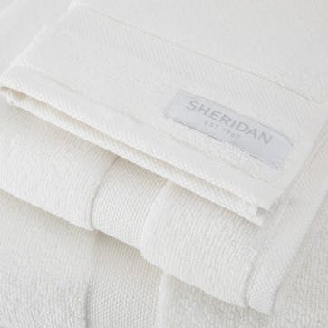 Eden Organic Cotton Ivory Bath Towel