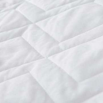 Luxury Cotton-rich Waterproof Quilted Protector, W200 x L200cm