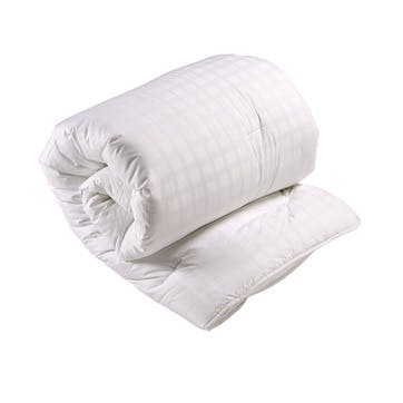 C Superior Soft Touch Anti Allergy King Size Duvet, 10.5tog