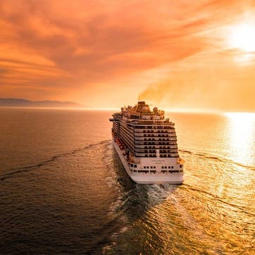 Honeymoon Sunset Cruise £50