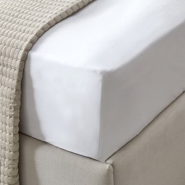 Double deep fitted sheet, W140 x L190 x D34cm, The White Company, Connaught - Silk Cotton Sateen, chalk