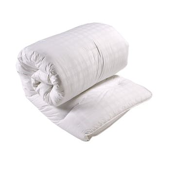 C Superior Soft Touch Anti Allergy Superking Duvet, 13.5tog