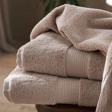 Egyptian Cotton Bath Towel 70 x 125cm, Oatmeal