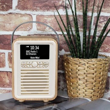 Retro Mini DAB Radio, Oak