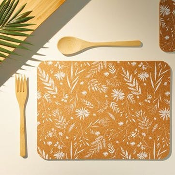 Natural Elements Set of 4 Biodegradable Cork Placemats 19 x 21.5cm, Cork/White