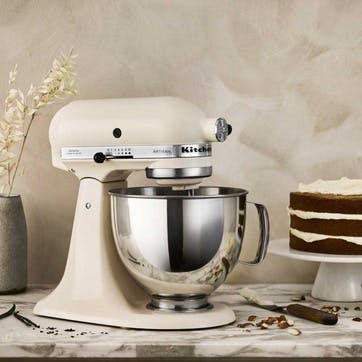 KitchenAid Artisan Almond Cream 5.6l Bowl Lift Stand Mixer