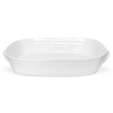 Handled Roasting Dish; White