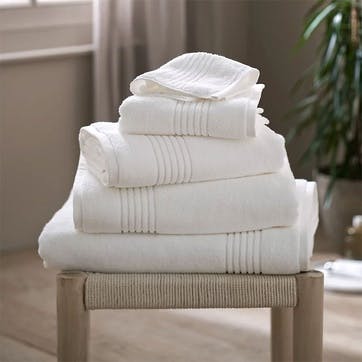 Ultra Soft Cotton  Hand Towel 50 x 90cm, White