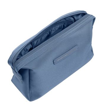 Koenji, Wash Bag, W23 X H17 X D8cm, Blue Vega