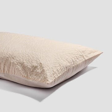Seersucker Cotton Pair of Standard Cotton Pillowcases, Cloud Cream