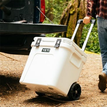 Roadie 48 Wheeled Cooler H52cm, White