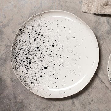 Ama Splatter Large Plate D25cm, White/Black