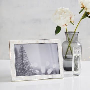 Mother Of Pearl Photo Frame 5x7”, White