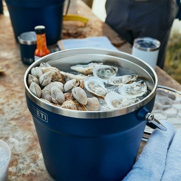 Rambler Beverage Bucket 7.6L, Navy