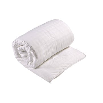 Superior Soft Touch Anti Allergy King Size Duvet, 4.5tog