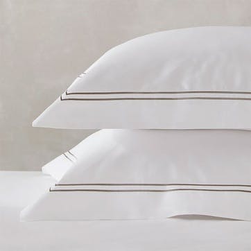 Symons Standard Oxford Pillowcase, White/Mink