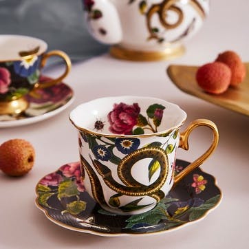 Tea Cup & Saucer Fluted, Snake