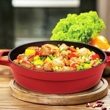 Non-Stick Dutch Oven Casserole Dish with Lid 28cm/3.8L, Red