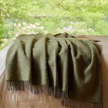 Beehive Pure New Wool Throw 140 x 240cm, Fern & Grey