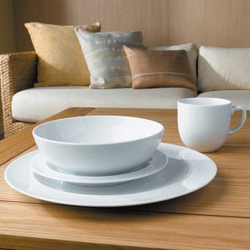 White 16 Piece Tableware Set