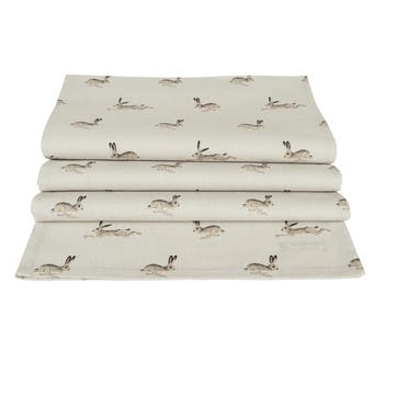 'Hare' Table Runner