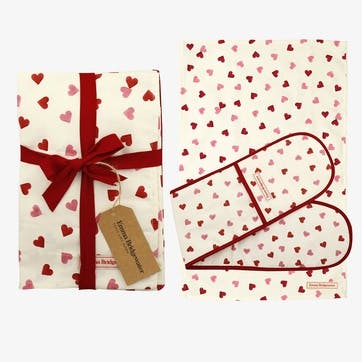 Pink Hearts Oven Glove/Tea Towel Set