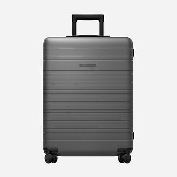 H6 Essential Check-in Luggage W46 x H64 x D24cm, Graphite