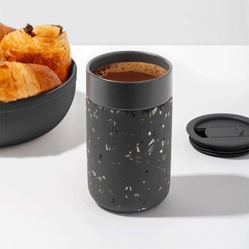 The Porter Portable Ceramic Mug 470ml, Terrazzo Charcoal