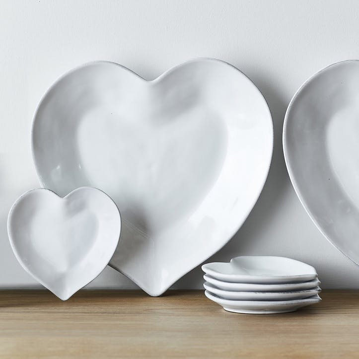 Porto Stoneware Heart Dinner Plate, White