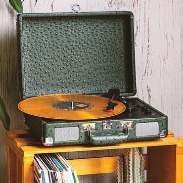 Cruiser Deluxe Plus Portable Turntable, Green Ostritch