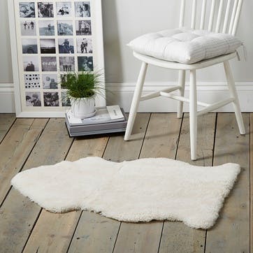 Single Sheepskin Rug, Pearl