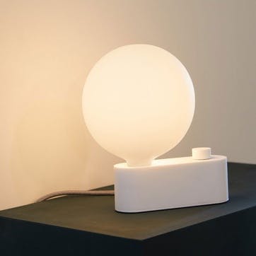 Alumina Table Lamp H28 x W15 White