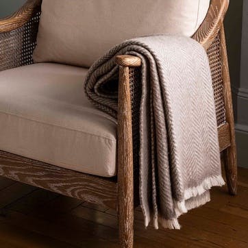 Leigh Herringbone Throw 130 x 170cm, Natural