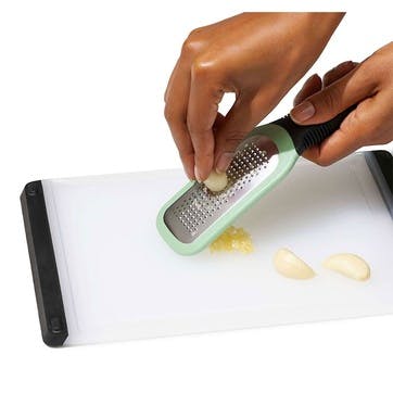 Good Grips Etched Ginger/Garlic Grater, Green