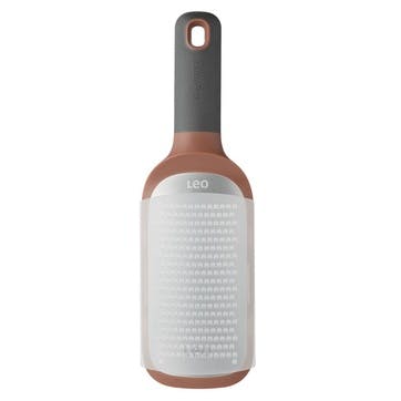 Leo, Coarse Paddle Grater