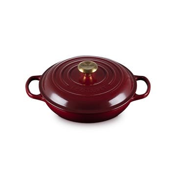 Signature Cast Iron Shallow Casserole 26cm, Garnet