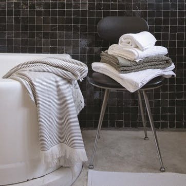 Pair of hand towels, 50 x 100cm, Vivaraise, Lulu, marine