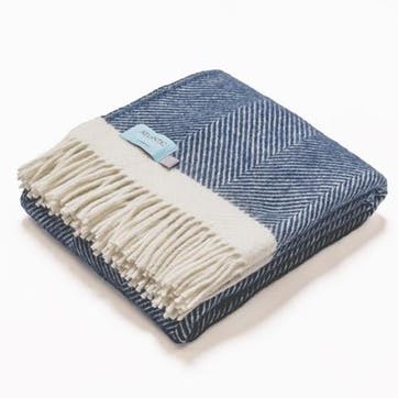 Blanket, 130 x 250cm, Atlantic Blankets, Herringbone, navy/cream wool