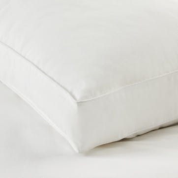 Deluxe Down Alternative Pillow, Standard