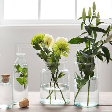 Broadwell Vase, Medium