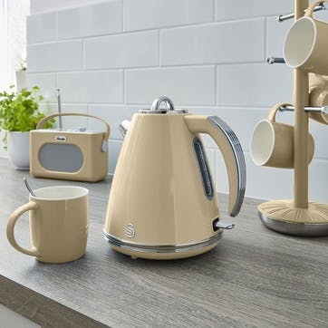 Retro Jug Kettle 1.5L, Cream