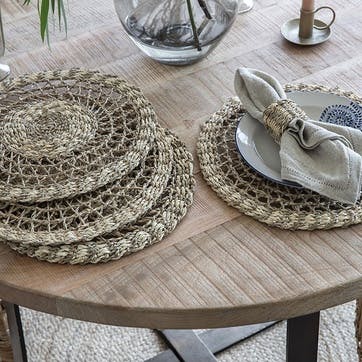Aarushu Set of 4 Table Mats D35cm, Natural