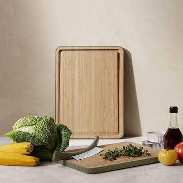 Green Tool Bamboo Cutting Board with Groove 39 x 28cm