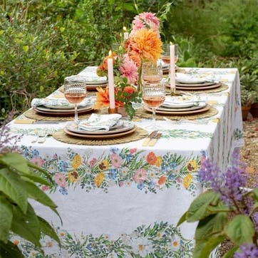 English Garden Washed Linen Tablecloth 170 x 350cm, Green