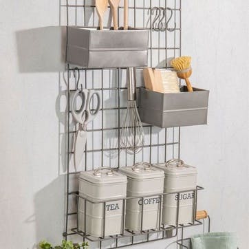 Living Nostalgia Wire Wall Organiser