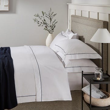 Single Row Cord Oxford Pillowcase, Standard, White/Navy